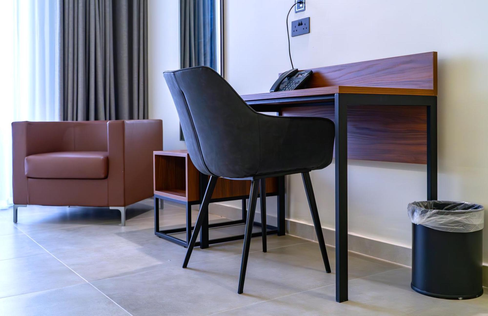 Onyx Hotel Saint Julian's エクステリア 写真